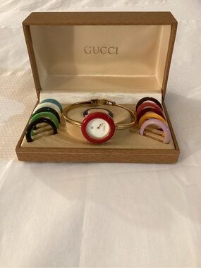 GUCCI Change Bezel 1100L Quartz Watch